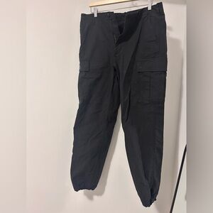 Uniqlo Black Cargo Jogger Pants